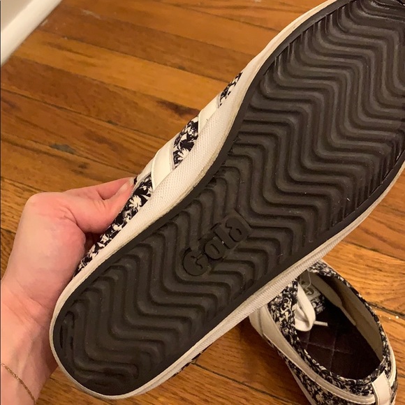 Gola x Liberty sneakers - Picture 2 of 3